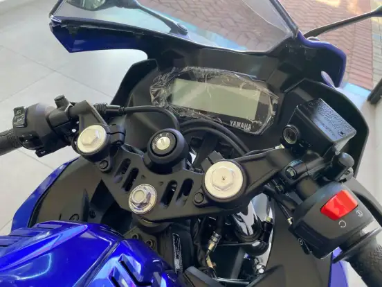 YAMAHA-YZF R15 YAMAHA-YZF R15-2025