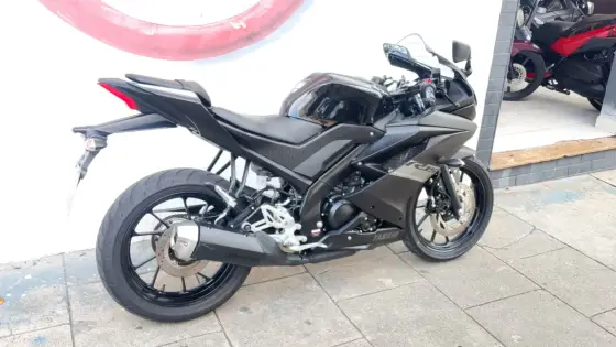 YAMAHA YZF R15 YAMAHA YZF R15