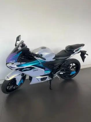 YAMAHA YZF R3 ABS CONNECTED YAMAHA YZF R3 ABS CONNECTED