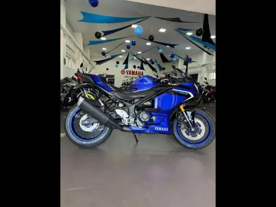 YAMAHA YZF R3 ABS CONNECTED YAMAHA YZF R3 ABS CONNECTED