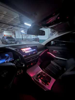 BMW-320i-2022