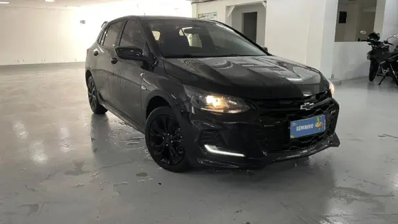 CHEVROLET ONIX 1.0 TURBO FLEX RS AUTOMÁTICO