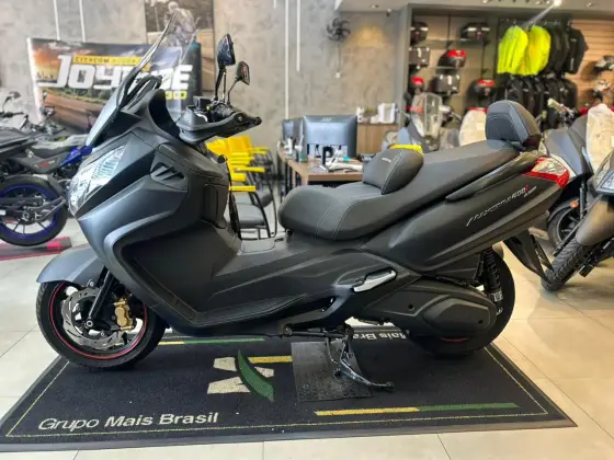 DAFRA MAXSYM 400i 