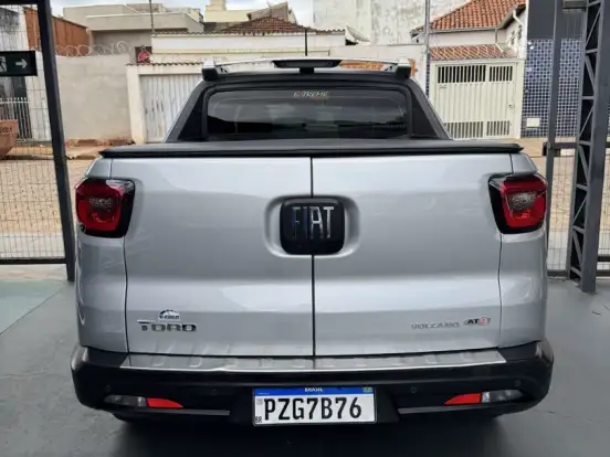 FIAT-TORO-2.0 16V TURBO DIESEL VOLCANO 4WD AT9 FIAT-TORO-2017