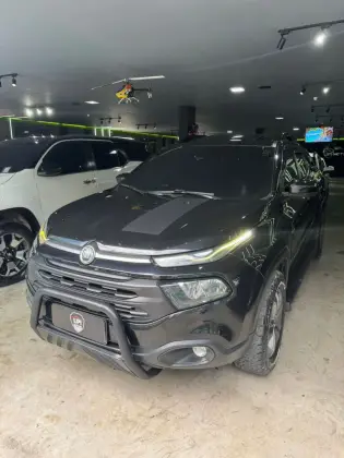 FIAT TORO 2.4 16V MULTIAIR FLEX BLACKJACK AT9 FIAT TORO 2.4 16V MULTIAIR FLEX BLACKJACK AT9