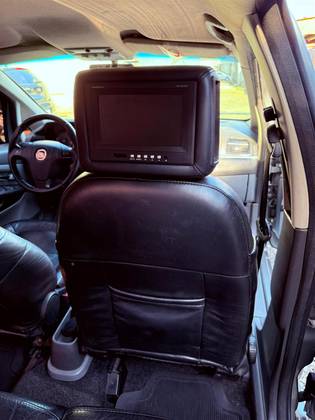 /en/city/cate-car-used-car/fiat-linea-2013-1-8-gasoline-16v-flex-4-door-automatic-43310881276232704/-7