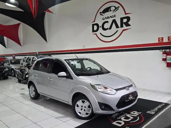 FORD FIESTA 1.6 ROCAM HATCH 8V FLEX 4P MANUAL