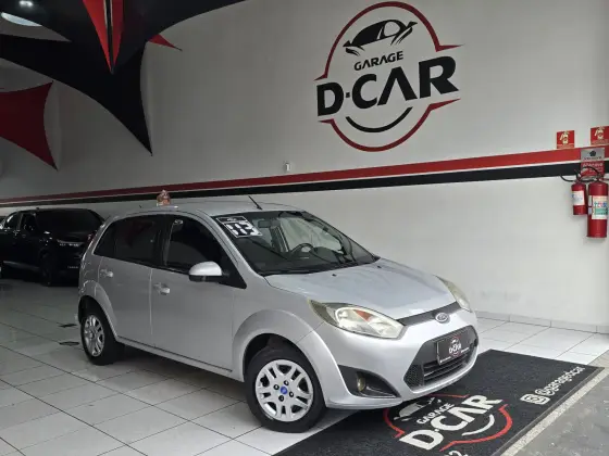 FORD FIESTA 1.6 ROCAM HATCH 8V FLEX 4P MANUAL