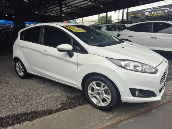 FORD FIESTA 1.6 SEL HATCH 16V FLEX 4P POWERSHIFT