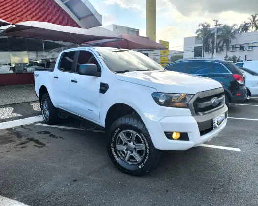 FORD RANGER 2.2 XLS 4X4 CD 16V DIESEL 4P AUTOMÁTICO
