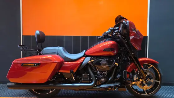 HARLEY-DAVIDSON STREET GLIDE 