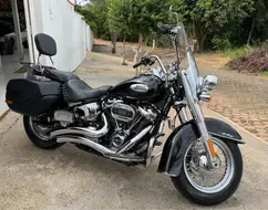 HARLEY-DAVIDSON SOFTAIL HERITAGE CLASSIC 114 HARLEY-DAVIDSON SOFTAIL HERITAGE CLASSIC 114