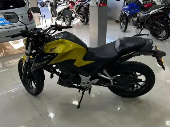 HONDA-CB 300F TWISTER ABS HONDA-CB 300F TWISTER ABS-2023