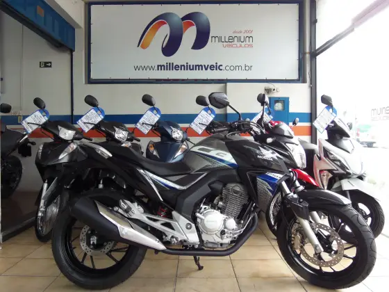 HONDA CB TWISTER 