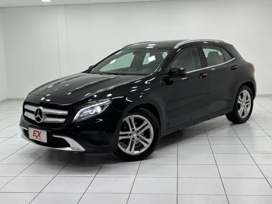MERCEDES-BENZ GLA 200 1.6 CGI VISION 16V TURBO GASOLINA 4P AUTOMÁTICO