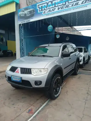 MITSUBISHI PAJERO 2.5 HD 4X4 8V TURBO INTERCOOLER DIESEL 4P MANUAL
