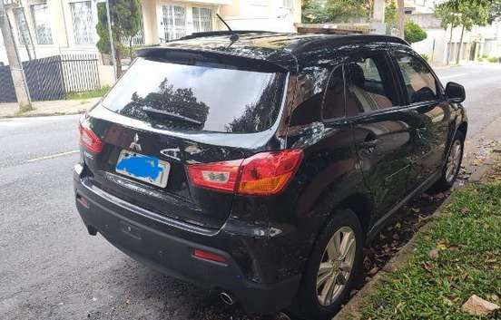 MITSUBISHI-ASX-2011