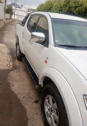 MITSUBISHI-L200 TRITON-2013