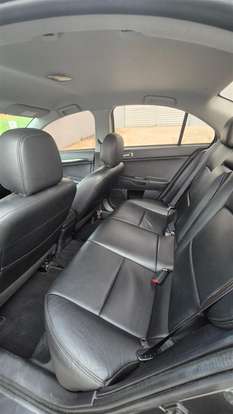 MITSUBISHI-LANCER-2.0 HL 16V GASOLINA 4P AUTOMÁTICO MITSUBISHI-LANCER-2016