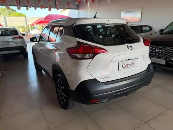 NISSAN-KICKS-2019