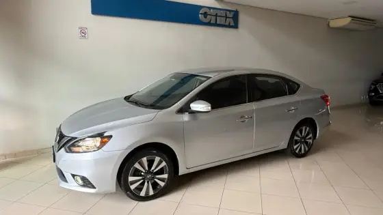 NISSAN SENTRA 2.0 SV 16V FLEXSTART 4P AUTOMÁTICO