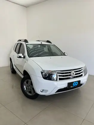 RENAULT DUSTER 2.0 DYNAMIQUE 4X2 16V FLEX 4P AUTOMÁTICO