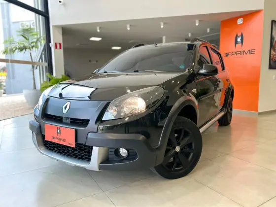 RENAULT SANDERO 1.6 STEPWAY 16V FLEX 4P AUTOMÁTICO