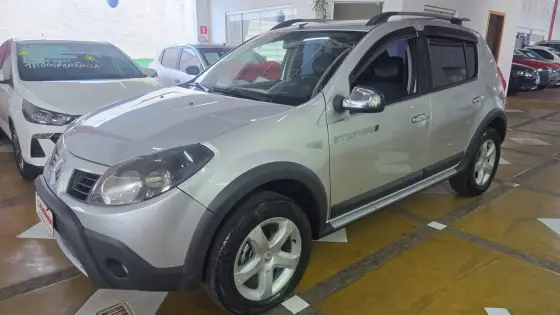 RENAULT SANDERO 1.6 STEPWAY 16V FLEX 4P MANUAL