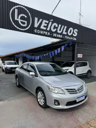 TOYOTA-COROLLA-2012