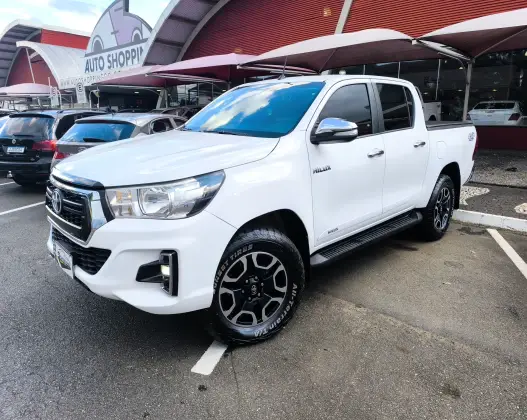 TOYOTA HILUX 2.8 SRV 4X4 CD 16V DIESEL 4P AUTOMÁTICO