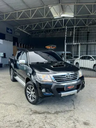 TOYOTA HILUX 3.0 SRV 4X4 CD 16V TURBO INTERCOOLER DIESEL 4P AUTOMÁTICO