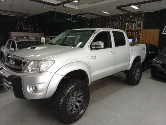 TOYOTA HILUX 3.0 SRV 4X4 CD 16V TURBO INTERCOOLER DIESEL 4P AUTOMÁTICO