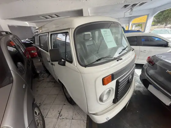 VOLKSWAGEN KOMBI 1.4 MI STD 8V FLEX 4P MANUAL