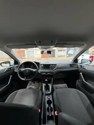 VOLKSWAGEN-POLO-2020