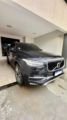 VOLVO-XC90-2018
