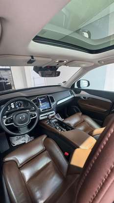 VOLVO-XC90-2018