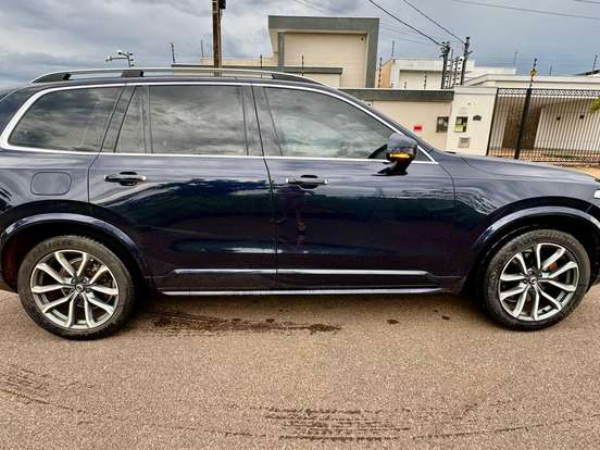 VOLVO-XC90-2.0 T6 GASOLINA MOMENTUM AWD GEARTRONIC VOLVO-XC90-2018