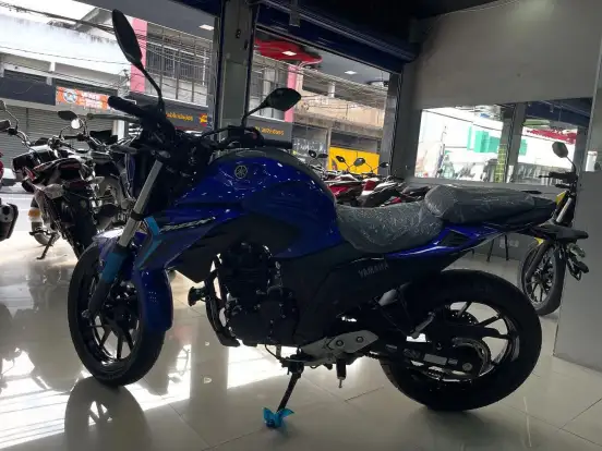YAMAHA-FZ25 FAZER CONNECTED ABS YAMAHA-FZ25 FAZER CONNECTED ABS-2025