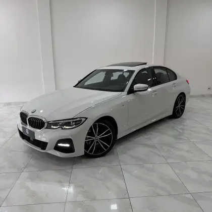 BMW 320i 2.0 16V TURBO GASOLINA M SPORT AUTOMÁTICO