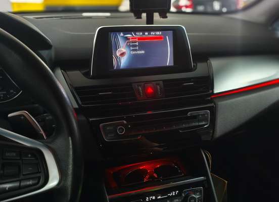 BMW-220i-2018