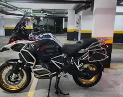 BMW R 1250 GS ADVENTURE PREMIUM RALLYE BMW R 1250 GS ADVENTURE PREMIUM RALLYE