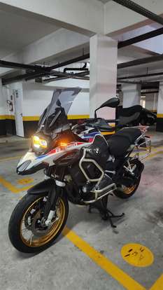 BMW-R 1250 GS ADVENTURE PREMIUM RALLYE-2022