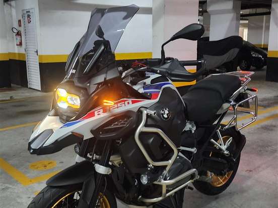 BMW-R 1250 GS ADVENTURE PREMIUM RALLYE BMW-R 1250 GS ADVENTURE PREMIUM RALLYE-2022
