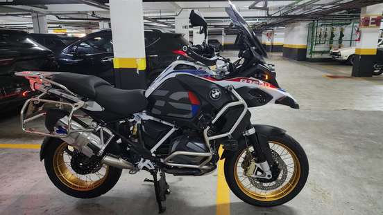 BMW-R 1250 GS ADVENTURE PREMIUM RALLYE-2022
