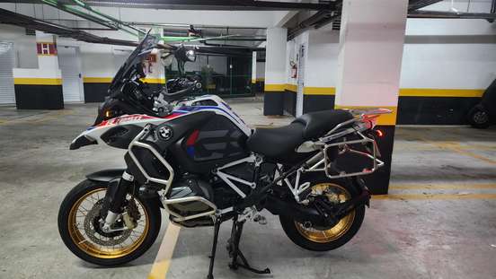 BMW-R 1250 GS ADVENTURE PREMIUM RALLYE-2022
