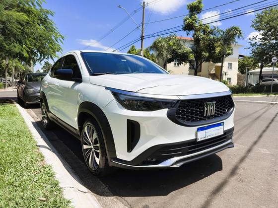 Foto de Fiat Fastback 1.0 Turbo 200 Hybrid Audace Cvt