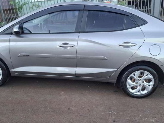 HYUNDAI-HB20S-1.0 12V FLEX VISION MANUAL HYUNDAI-HB20S-2020