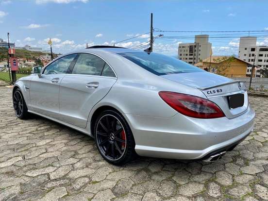 MERCEDES-BENZ-CLS 63 AMG-5.5 V8 TURBO GASOLINA 4P AUTOMÁTICO MERCEDES-BENZ-CLS 63 AMG-2013