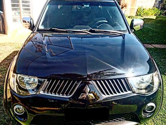 MITSUBISHI-L200 TRITON-3.2 HPE 4X4 CD 16V TURBO INTERCOOLER DIESEL 4P AUTOMÁTICO MITSUBISHI-L200 TRITON-2010