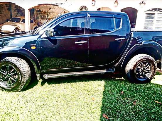 MITSUBISHI-L200 TRITON-3.2 HPE 4X4 CD 16V TURBO INTERCOOLER DIESEL 4P AUTOMÁTICO MITSUBISHI-L200 TRITON-2010